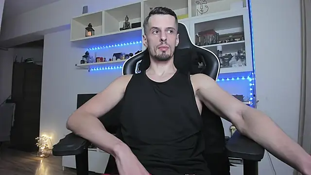 ToddClaytonn's cam snapshot