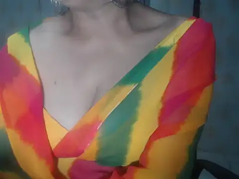 Hotronita123's cam snapshot