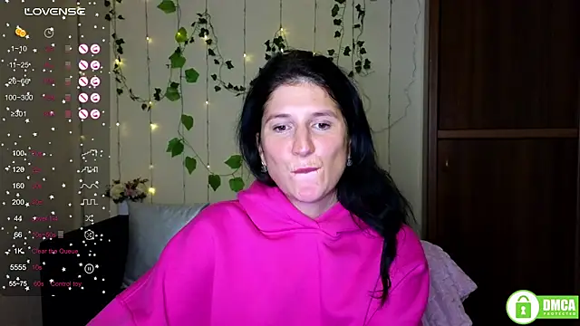 Alianna_Solo_Kisses live sex cam