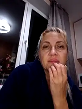 KissMiSveet's cam snapshot