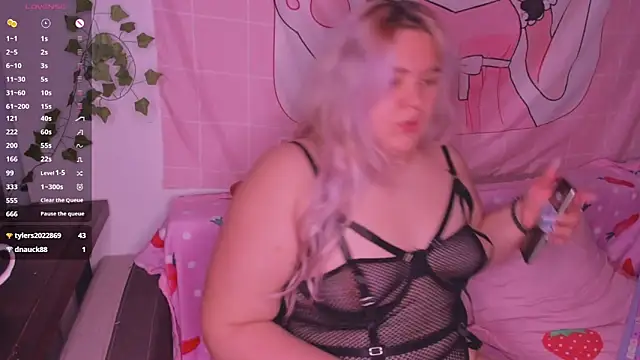 Freakcute_'s cam snapshot