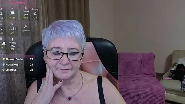 Sandra_Snowflake's cam snapshot