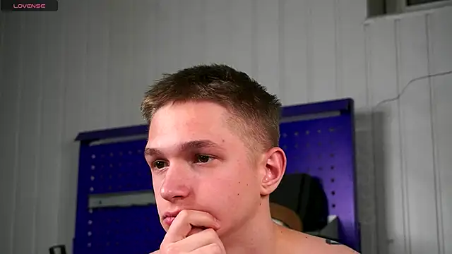 dustyn_fox's cam snapshot