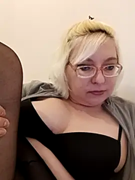 VikaKing's cam snapshot