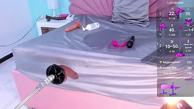 alana_glasses live sex cam