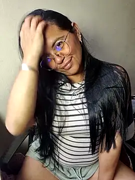 Miss__kendra_'s cam snapshot