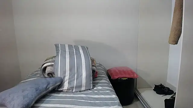 SexySlimMelanin's cam snapshot