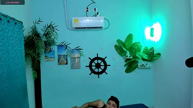 eladyrous98's cam snapshot