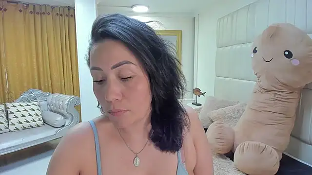 gaby_trent's cam snapshot