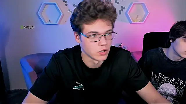 lucas_long_'s cam snapshot