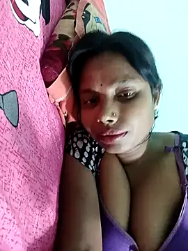 indianpakhi's cam snapshot