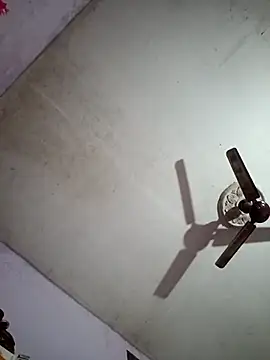 Pariraja_hot's cam snapshot