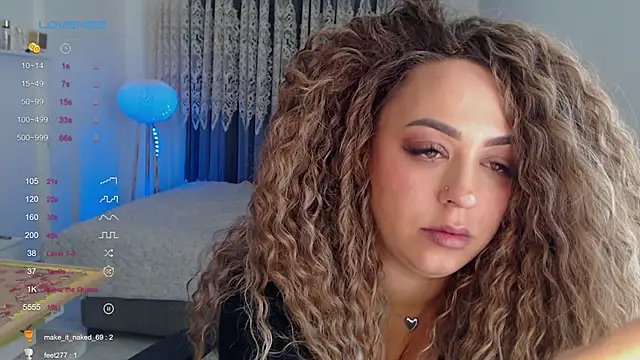 _Just_a_queen_3's cam snapshot