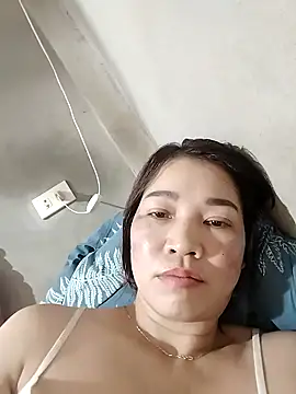 ladzy_sexy's cam snapshot