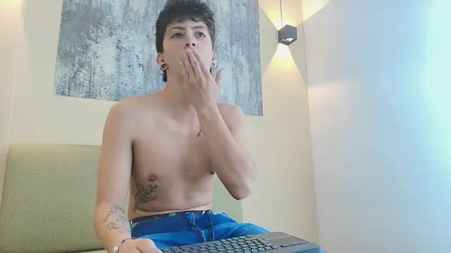 NOHA_CRAYG live sex cam