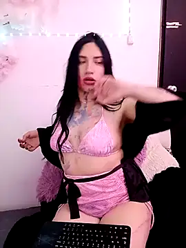 Veronica_Lewis_'s cam snapshot