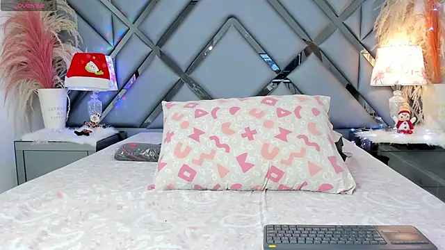 Milan_LewisS live sex cam