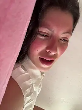 Mia_salinass's cam snapshot