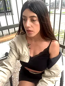 ElectraPink_'s cam snapshot