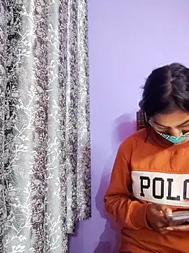 Student12th's cam snapshot