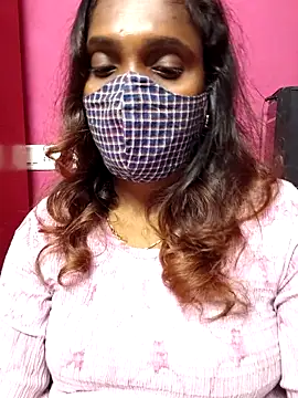 Queen-dhivya's cam snapshot