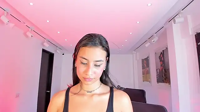 NairobiLee live sex cam