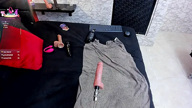 IVISBOUNCYASS's cam snapshot