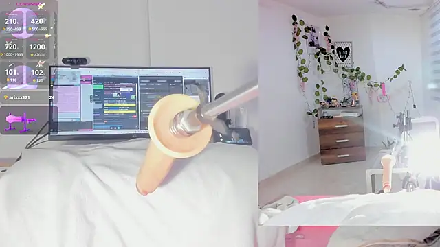 sofi_velez's cam snapshot