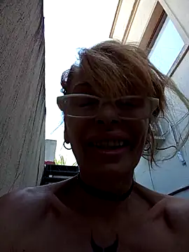 FrozenWaffle's cam snapshot