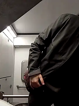 openlegsforyou's cam snapshot