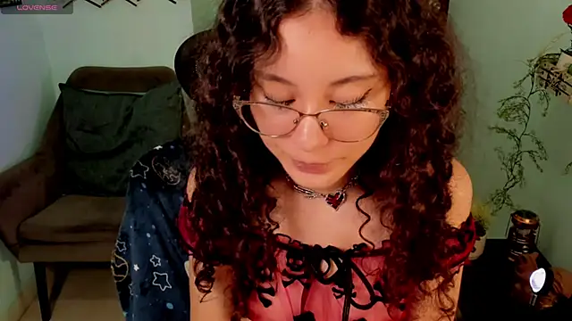 Krysten_Riter's cam snapshot