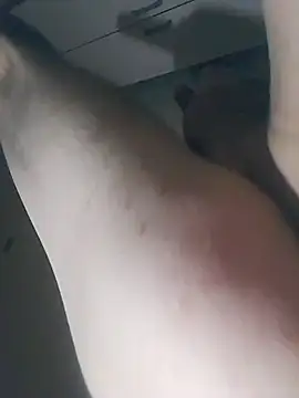 me-fodee's cam snapshot