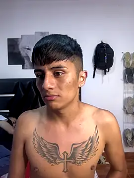 Fernandoo_Oficial's cam snapshot