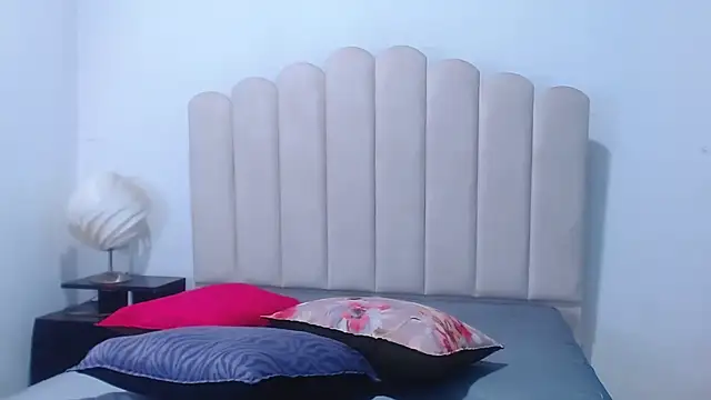 BobbyHot_4u's cam snapshot