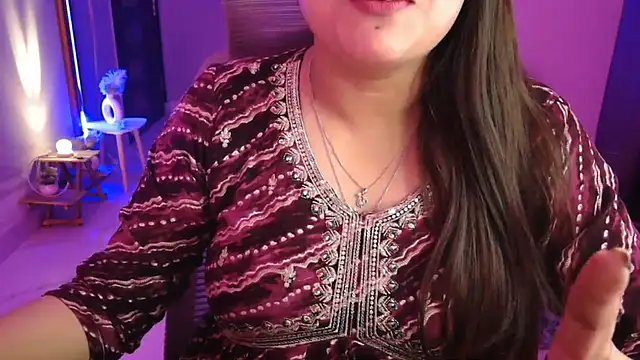 Mitikaa live sex cam