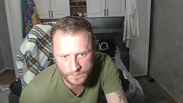 ALEX_BEAUTY2025's cam snapshot