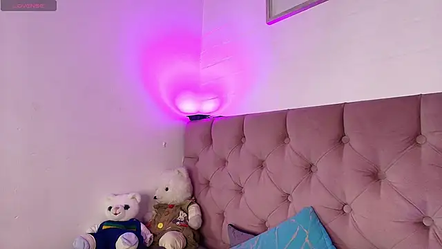 PepperTwink's cam snapshot