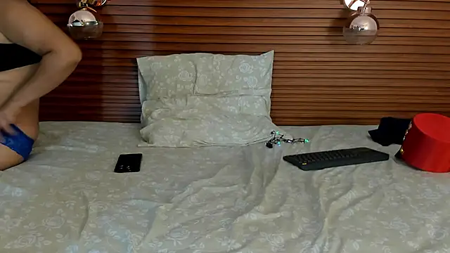 nathaly_matheo's cam snapshot