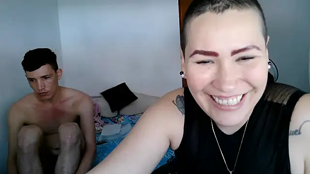 luxandracon23's cam snapshot