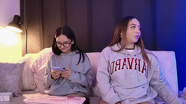 _Emma11's cam snapshot