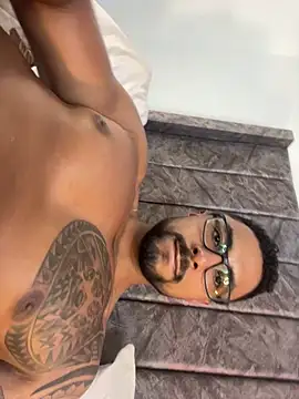 LiamGarcia1 live sex cam