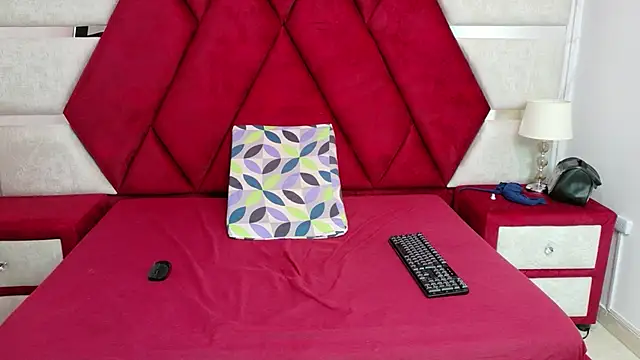 Kity_spiderr's cam snapshot