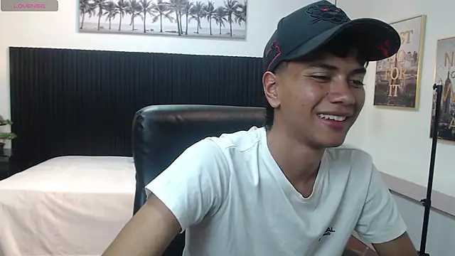 markbowie live sex cam