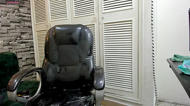 DamiBright live sex cam