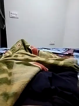 Cp7990208's cam snapshot