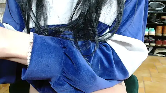 Viola43's cam snapshot