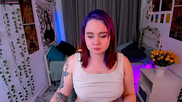 lunaalli's cam snapshot