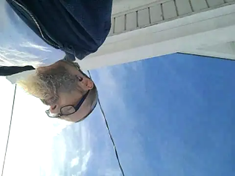 thejuicybacon's cam snapshot