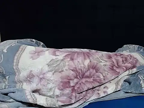 CaramelBootty's cam snapshot