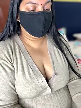 FlatVincy4's cam snapshot